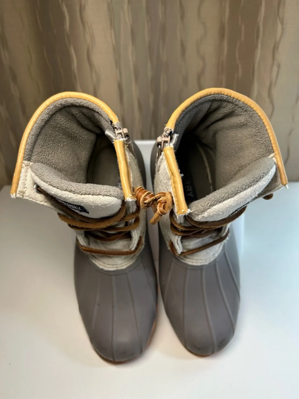 Sperry Saltwater Sport Girl's 3M Duck Boot Side Zip Gray Tan Peach STK164544